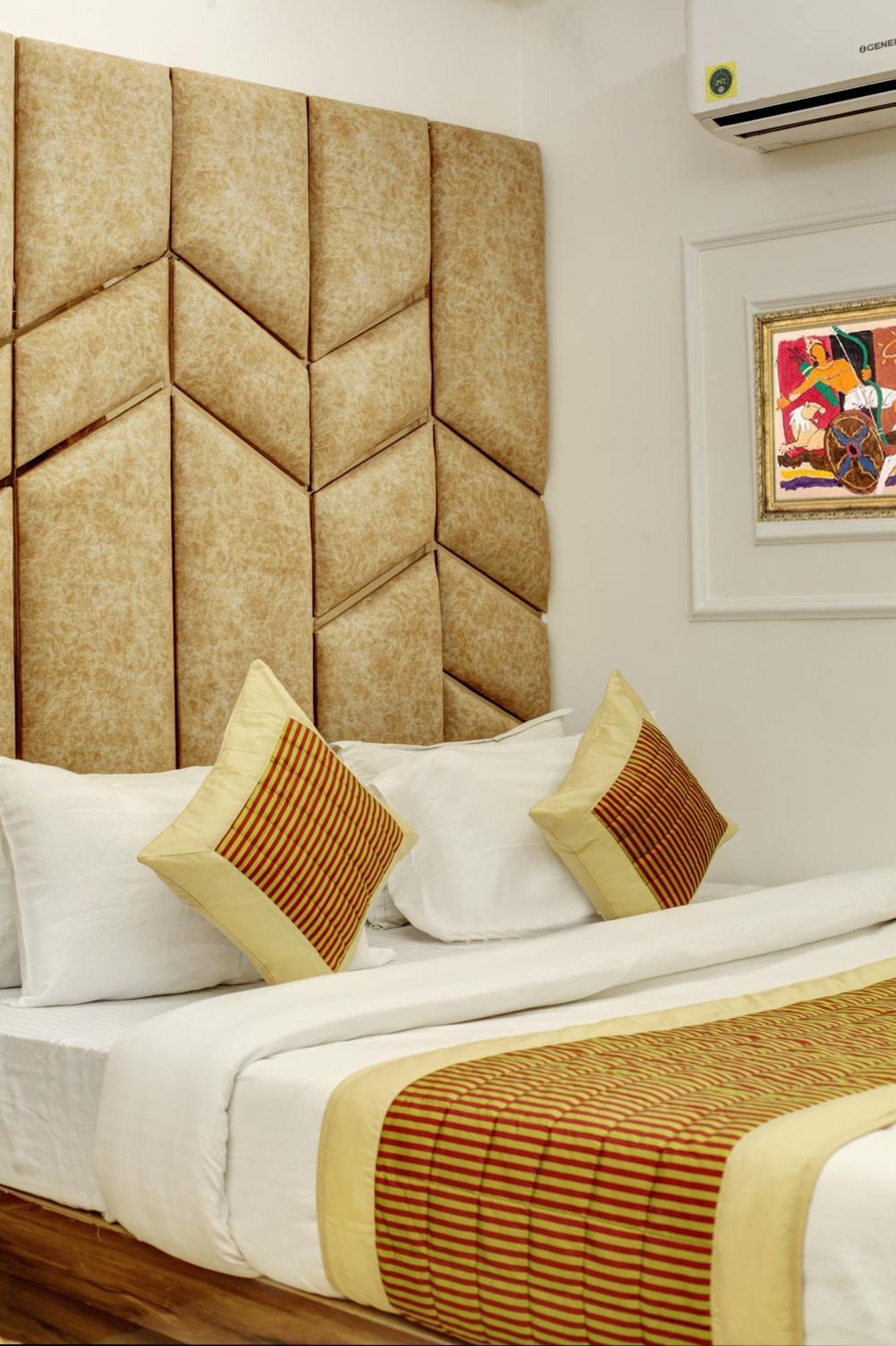 Hotel Star Villa - Front Of New Delhi Railway Station & 5 Minute From Connaught Place Exteriör bild