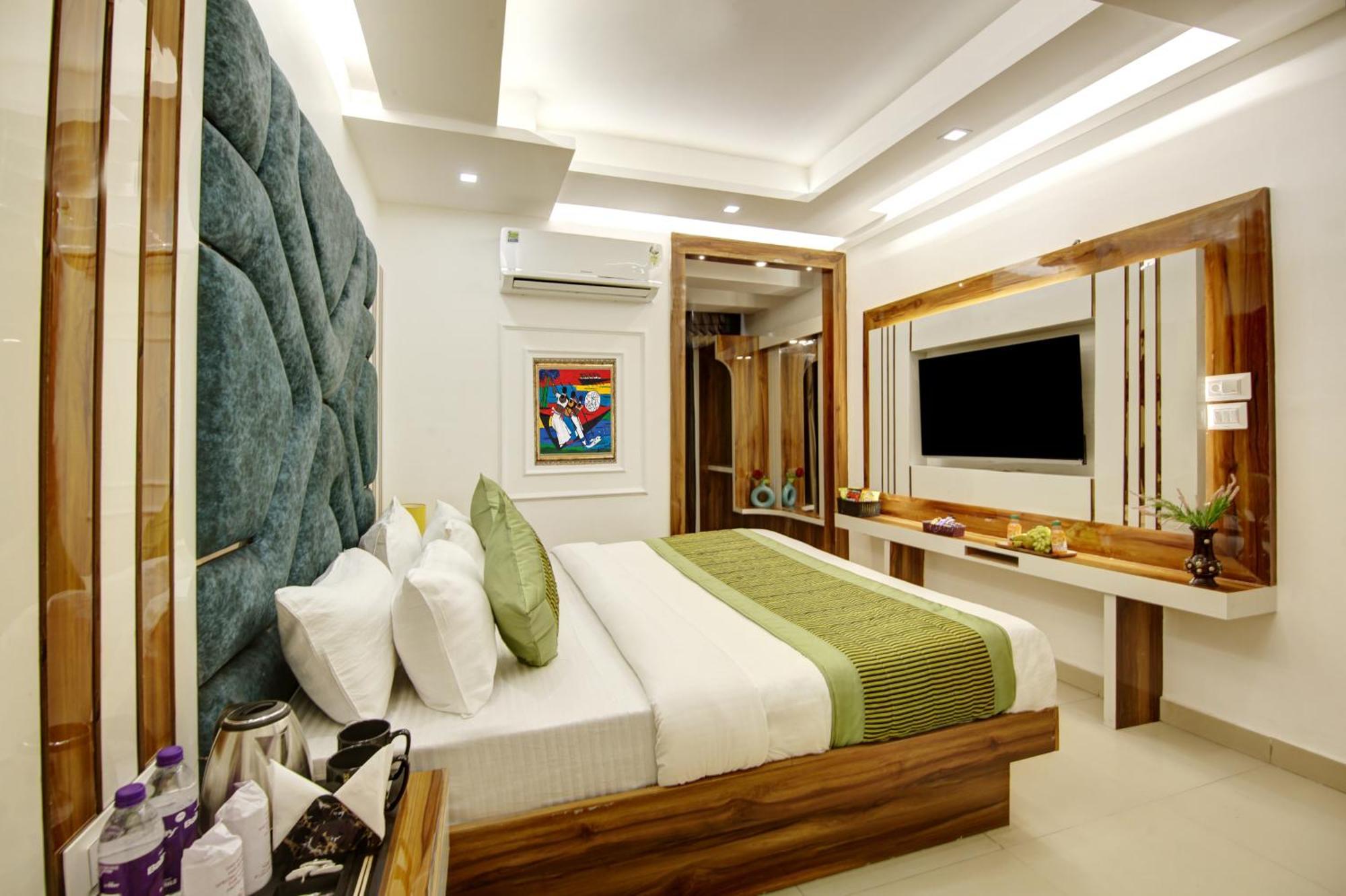 Hotel Star Villa - Front Of New Delhi Railway Station & 5 Minute From Connaught Place Exteriör bild