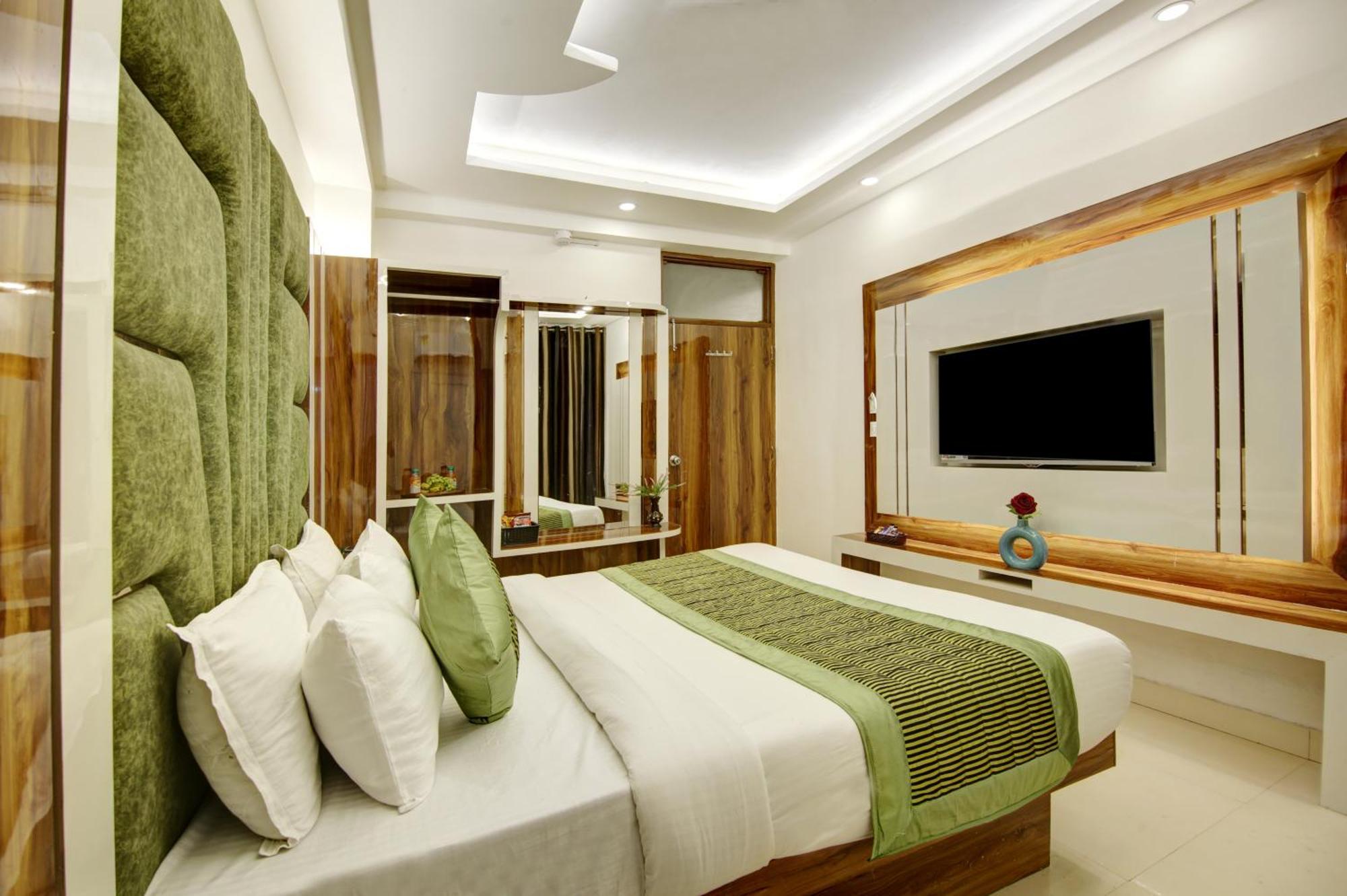 Hotel Star Villa - Front Of New Delhi Railway Station & 5 Minute From Connaught Place Exteriör bild