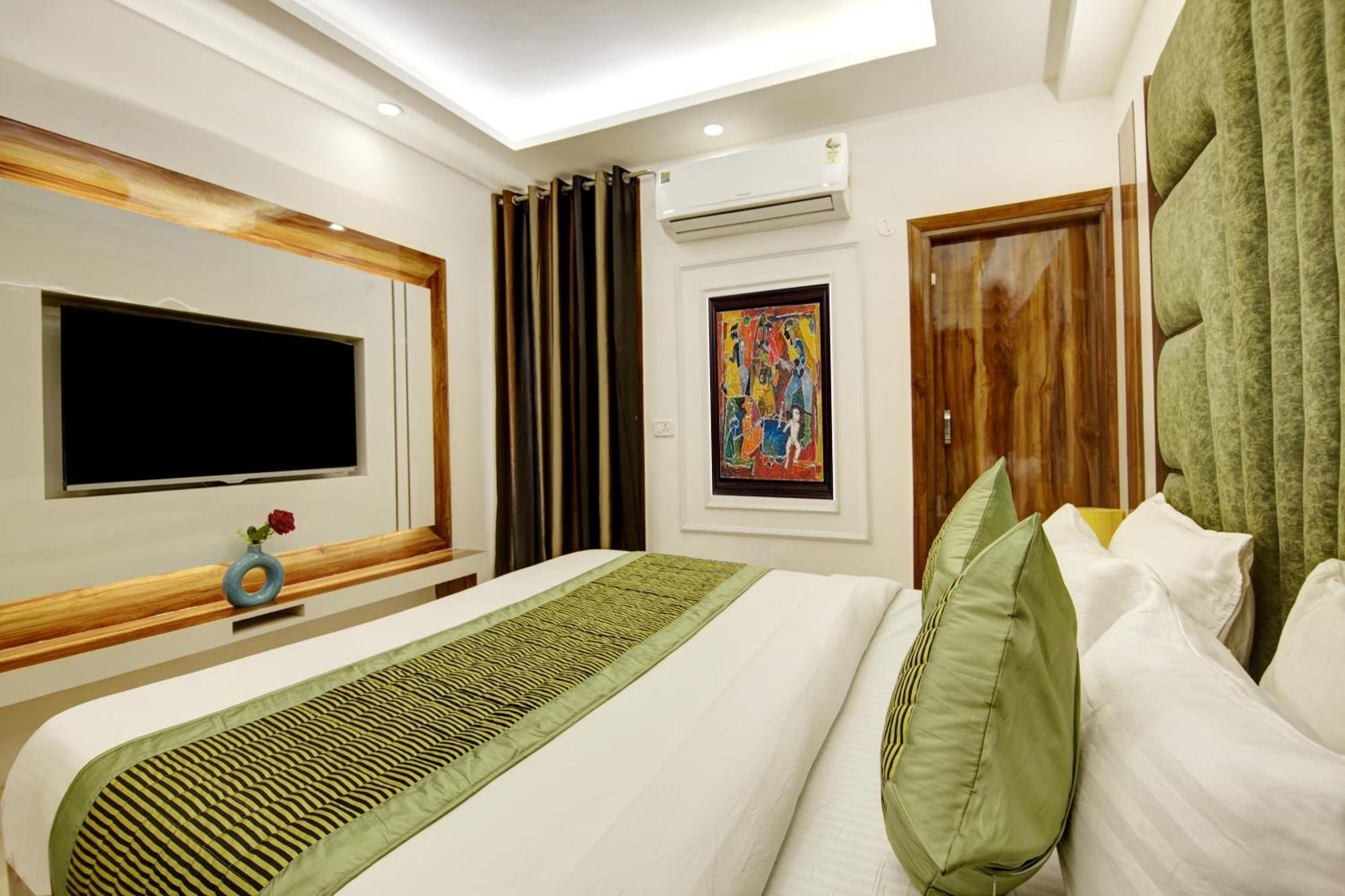 Hotel Star Villa - Front Of New Delhi Railway Station & 5 Minute From Connaught Place Exteriör bild